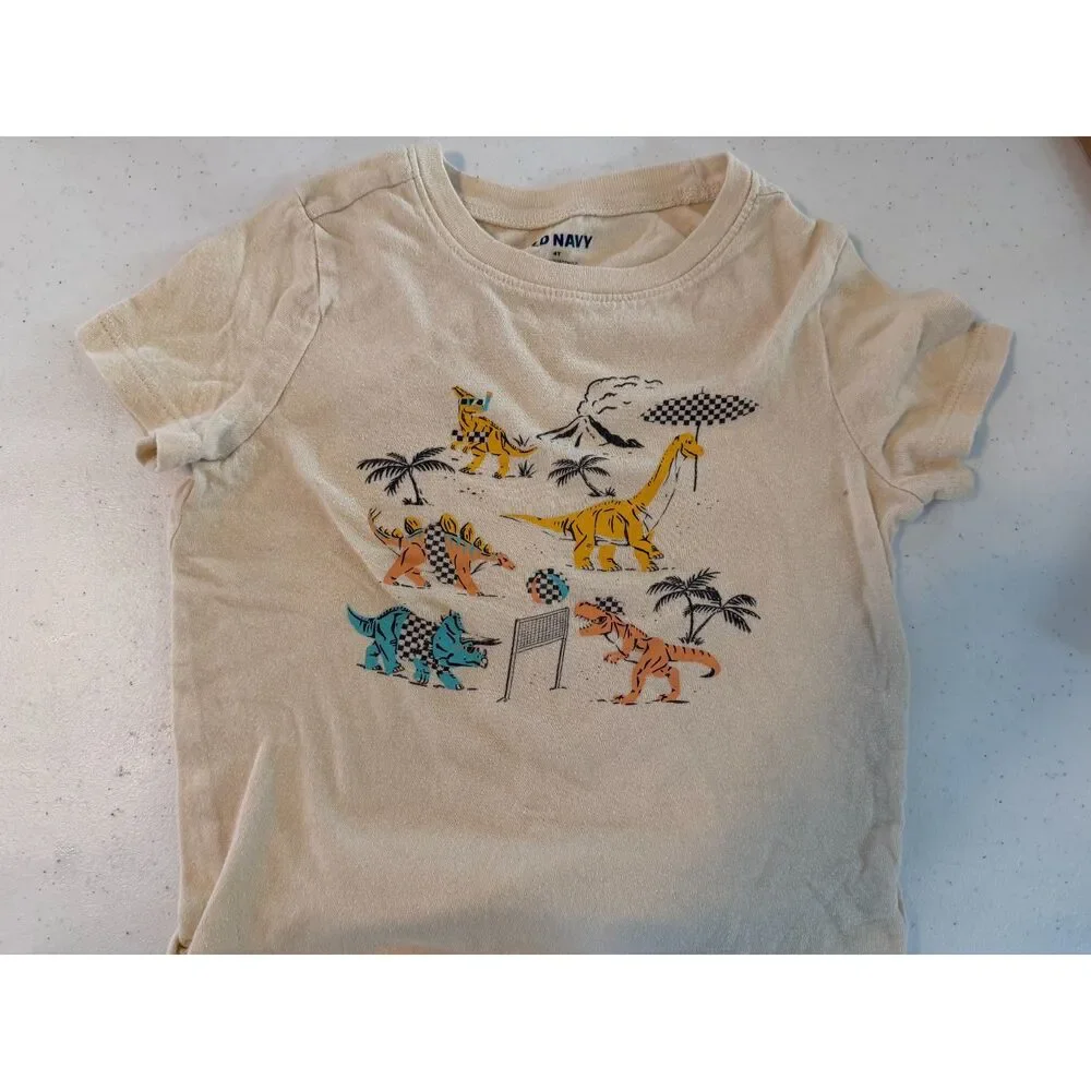 4T boys 4T graphic tee lot-4pc